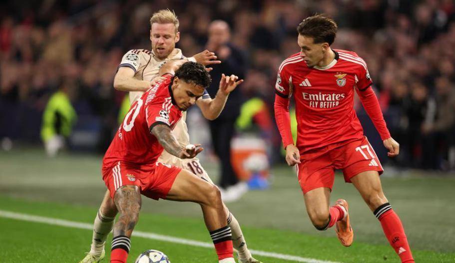 邵佳一上任：直面国足困境 为振兴拼尽全力