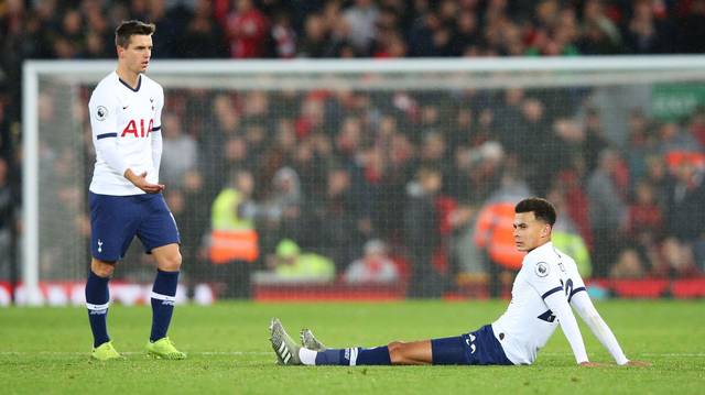 《明日方舟》英配女演员惹争议 称惹恼恐同者是其职责所在